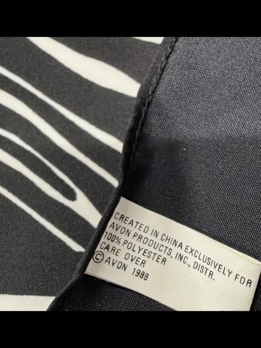 Avon Black and White Zebra Print Scarf 34 